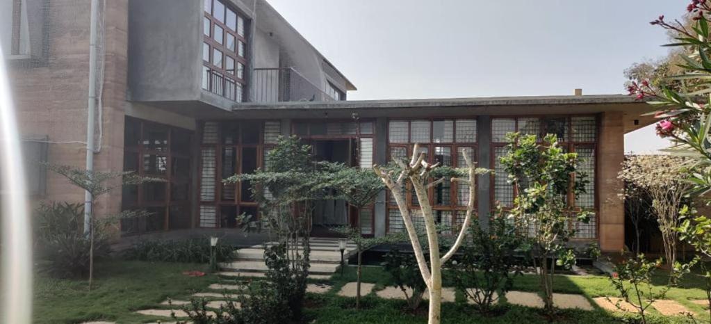 Serene Meadows Villa Bangalore Exteriör bild